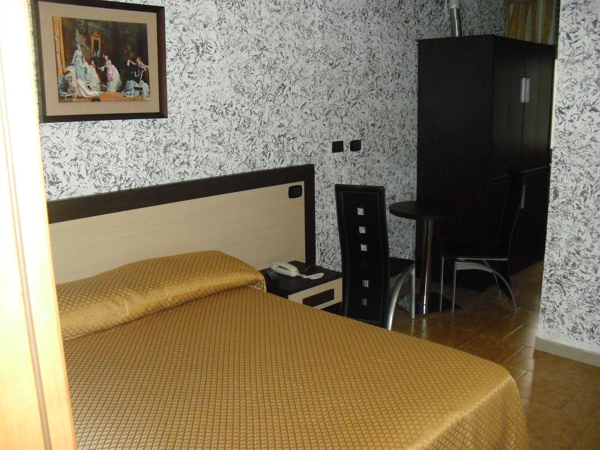 Hotel Residence Sestriere مونْكالييري المظهر الخارجي الصورة